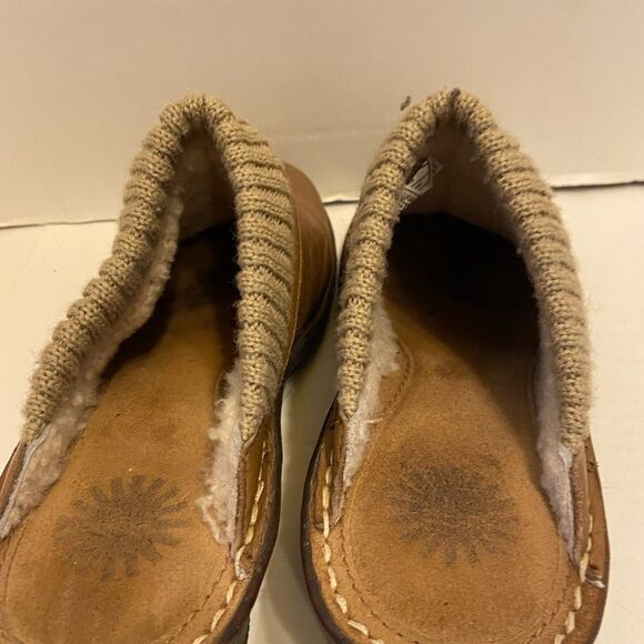 Ugg brown fur lined clogs mules size 10 sn #1937 - Picture 6 of 9
